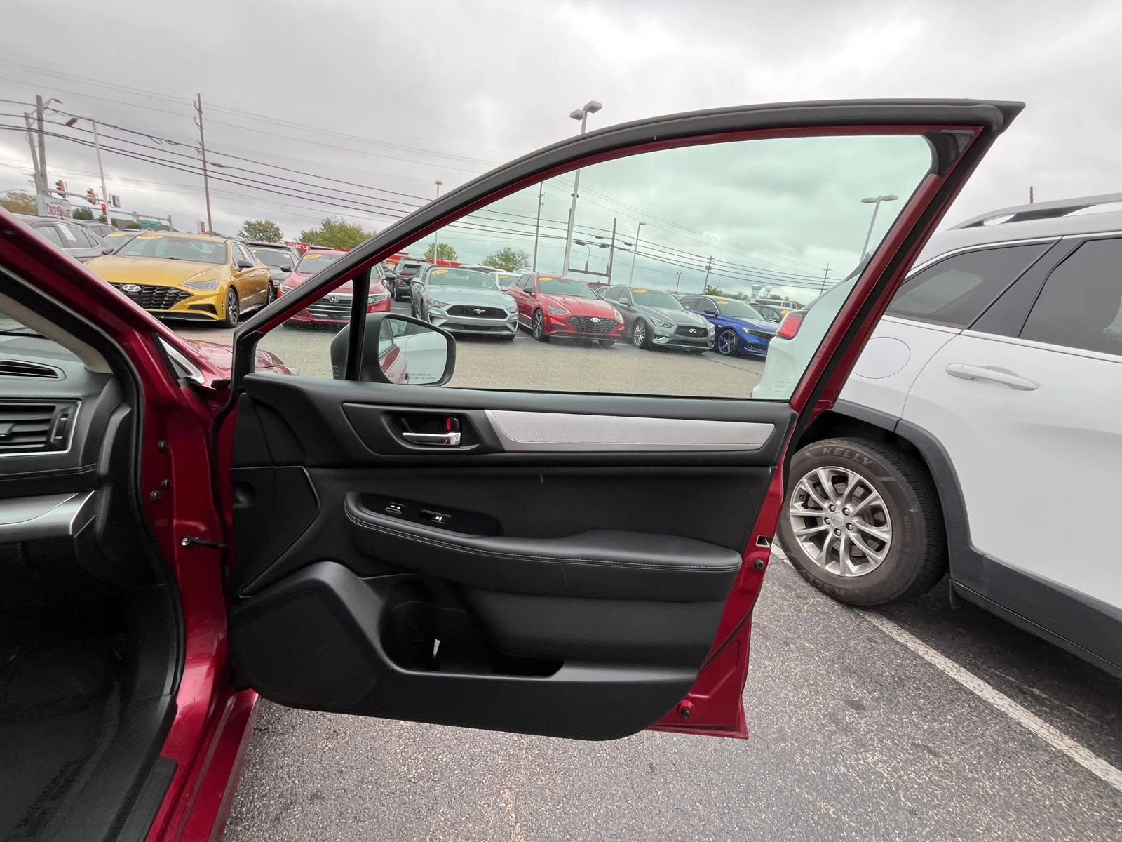 Used 2018 Subaru Legacy 2.5i Premium AWD/4WD image 39
