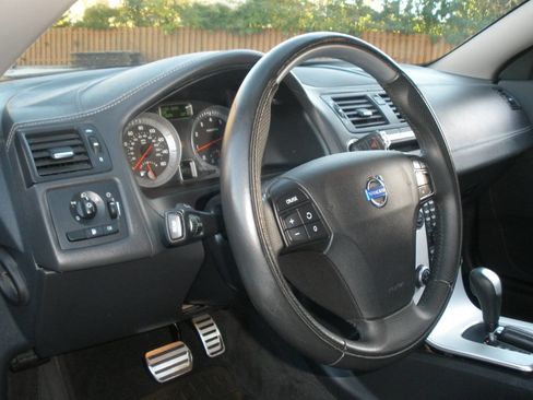 Used 2012 Volvo C70 T5 image 33