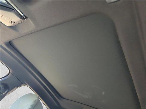 Used 2023 BMW X6 xDrive40i w/ Executive Package image 15