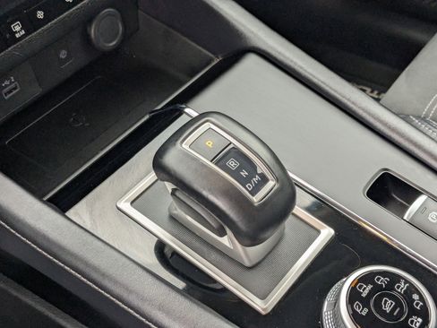 Used 2024 Mitsubishi Outlander SE image 23