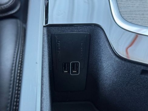 Used 2021 Volvo XC90 T8 Inscription w/ Advanced Package image 31