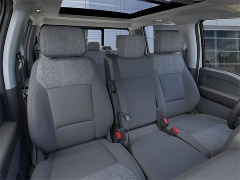 New 2026 Ford F450 XLT w/ XLT Premium Package image 10