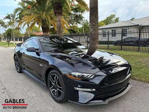 Used 2021 Ford Mustang GT RWD image 4