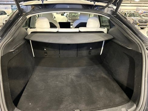 Used 2023 Tesla Model Y Long Range image 26