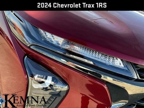 Used 2024 Chevrolet Trax RS w/ Driver Confidence Package image 32