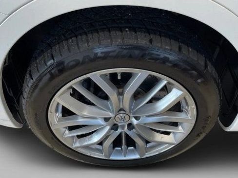 Used 2021 Maserati Levante S GranLusso image 22