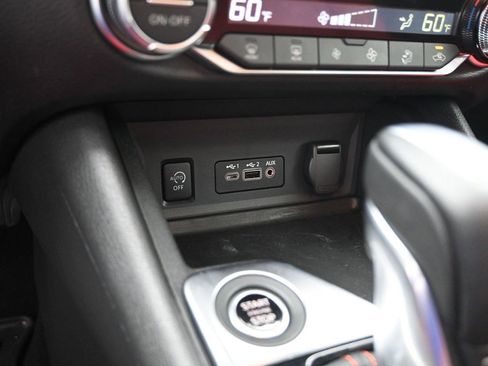 Used 2025 Nissan Sentra SR image 21