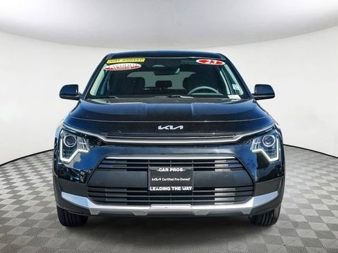 Certified 2023 Kia Niro LX image 3