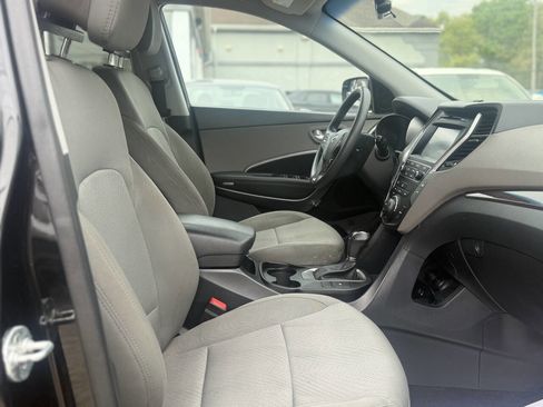 Used 2018 Hyundai Santa Fe Sport w/ 2.4L Value Package 02 FWD image 15