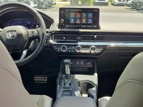 Certified 2022 Honda Civic Sport Touring image 5