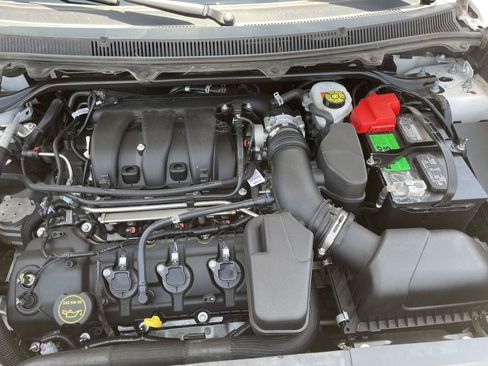 Used 2019 Ford Flex Limited FWD image 34