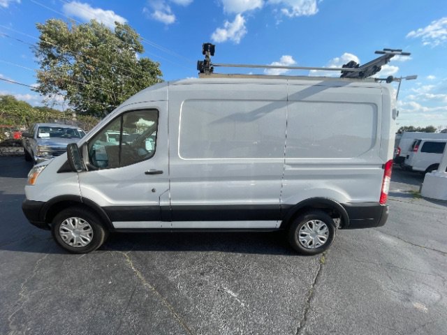 Used 2019 Ford Transit 250 130 Medium Roof w/ Exterior Upgrade Package RWD image 3