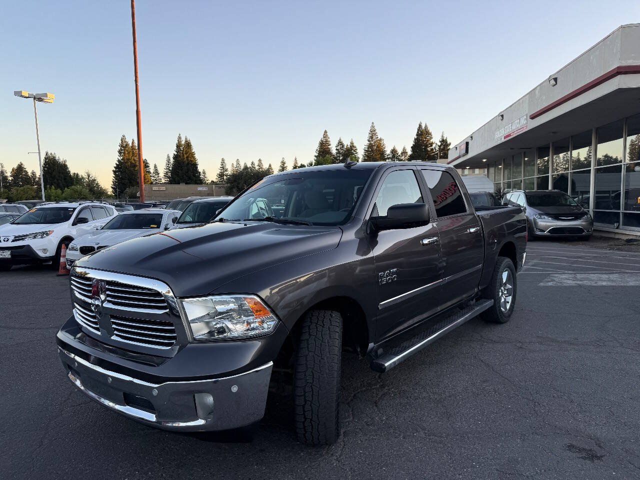Used 2017 RAM 1500 Big Horn AWD/4WD image 3