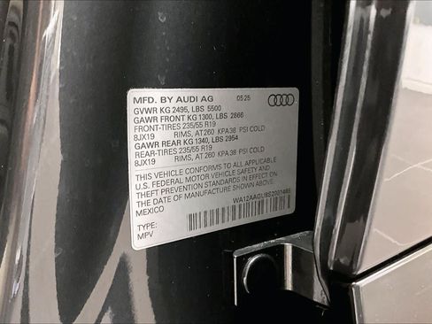 Certified 2025 Audi Q5 Premium AWD/4WD image 34