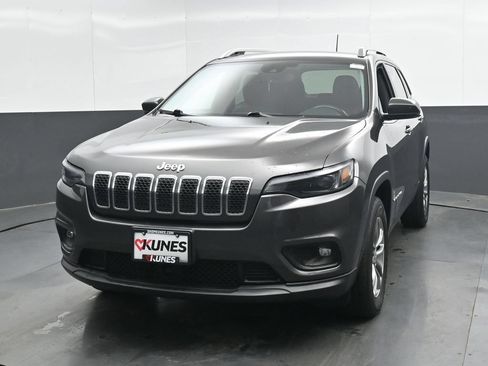 Used 2021 Jeep Cherokee Latitude Lux w/ Comfort/Convenience Group AWD/4WD image 8