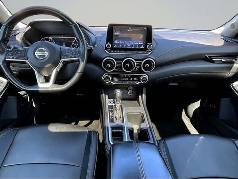 Used 2023 Nissan Sentra SR w/ SR Premium Package FWD image 7