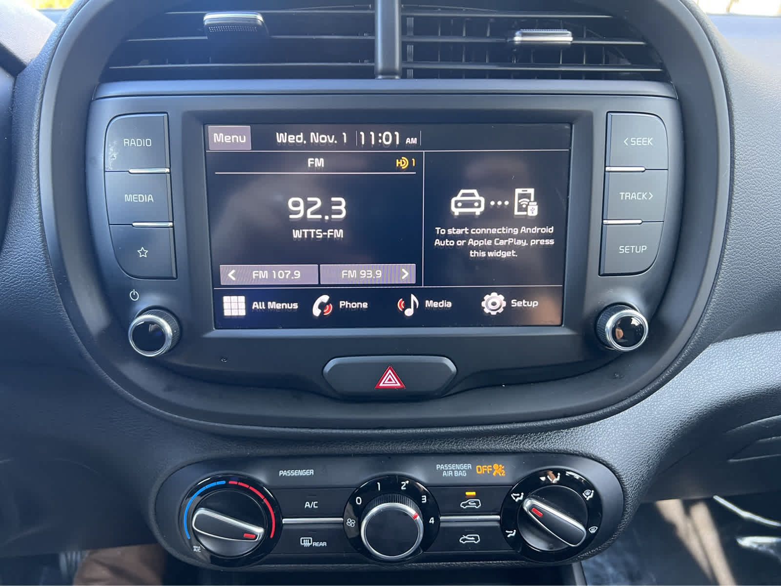 Used 2022 Kia Soul LX w/ Technology Package FWD image 16
