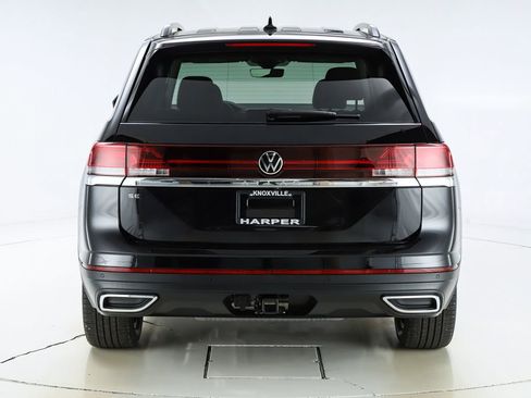 New 2026 Volkswagen Atlas SE image 8