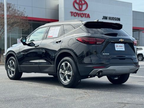 Used 2023 Chevrolet Blazer LT image 9