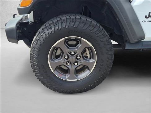 Used 2020 Jeep Gladiator Sport w/ Quick Order Package 24S AWD/4WD image 15