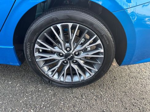 Certified 2023 Kia Forte GT-Line image 9