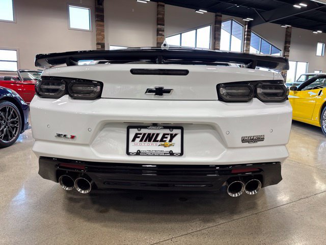 Used 2021 Chevrolet Camaro ZL1 RWD image 15