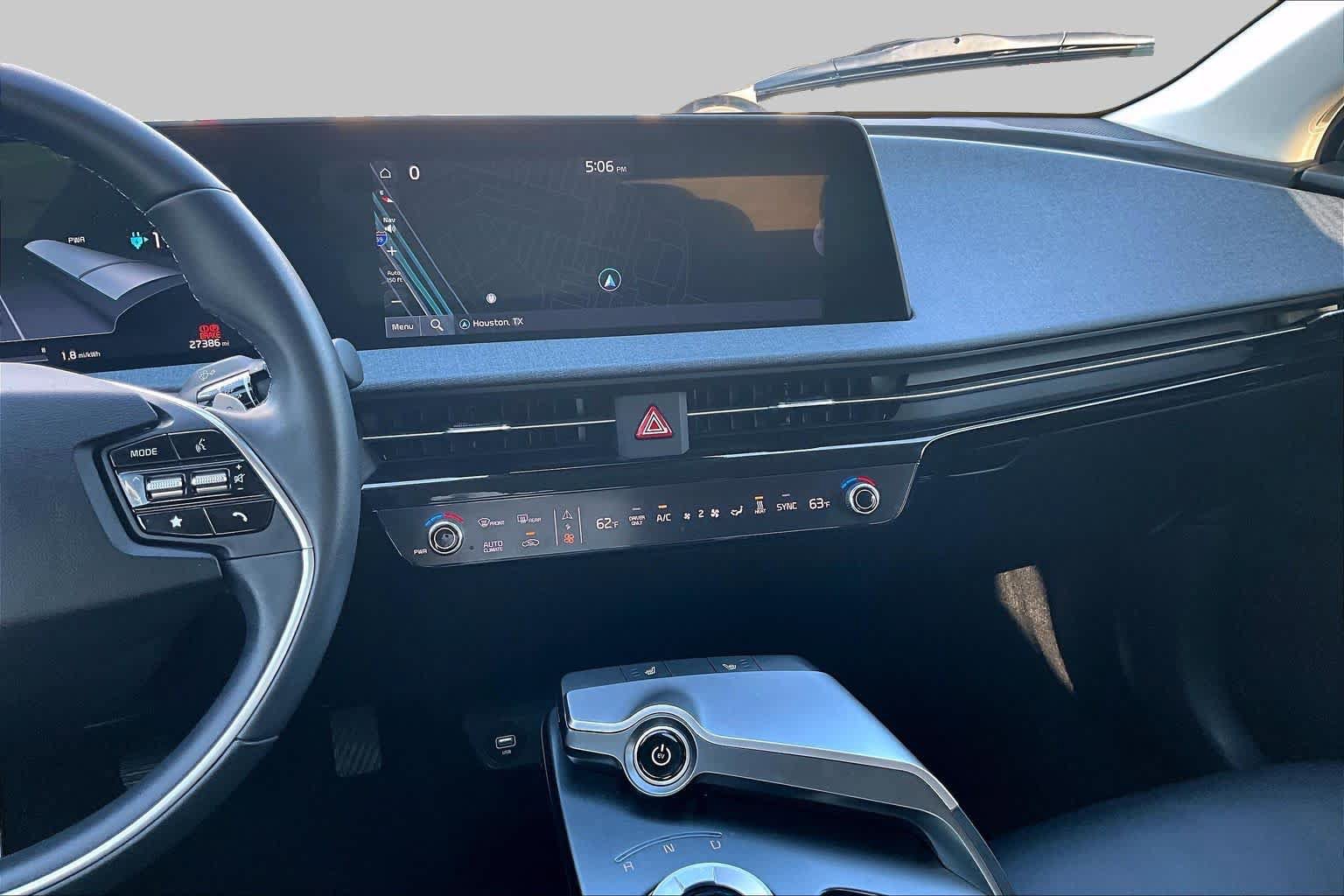Used 2024 Kia EV6 Light RWD image 6