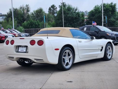 Used 2001 Chevrolet Corvette Convertible w/ Preferred Equipment Group2 RWD image 7