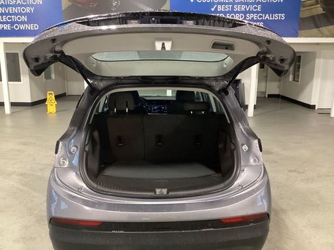 Used 2023 Chevrolet Bolt LT image 5