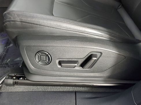 Certified 2022 Audi Q3 2.0T Premium Plus w/ Premium Plus Package image 29