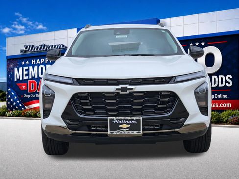 New 2026 Chevrolet Trax ACTIV w/ Sunroof Package FWD image 6
