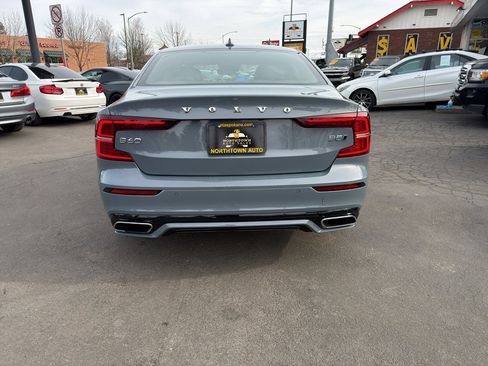Used 2022 Volvo S60 B5 R-Design w/ Climate Package image 6