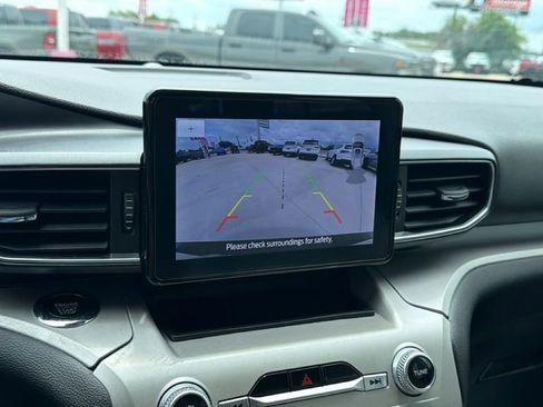Used 2023 Ford Explorer XLT w/ Equipment Group 202A RWD image 23