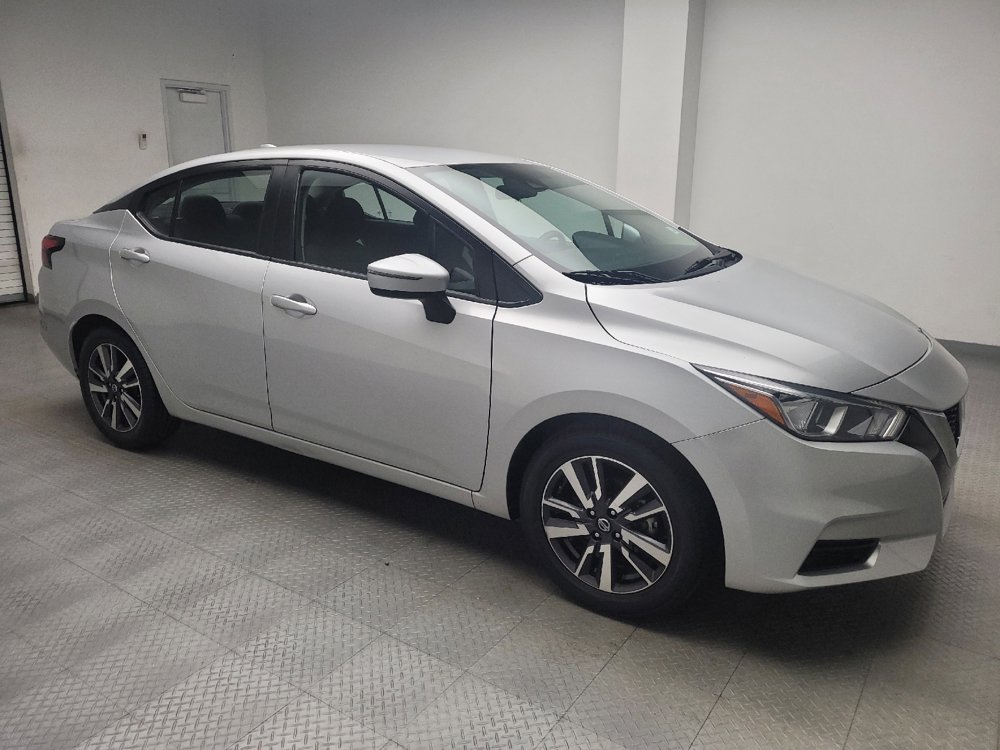 Used 2021 Nissan Versa SV FWD image 11