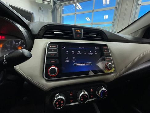 Used 2020 Nissan Versa SV FWD image 15