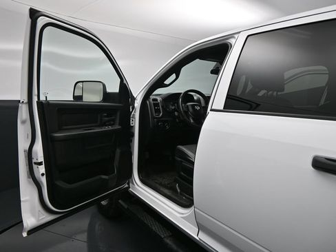 Used 2022 RAM 2500 Tradesman AWD/4WD image 9