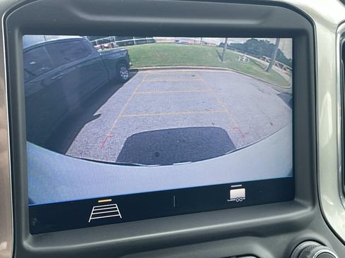 Used 2021 Chevrolet Silverado 1500 RST RWD image 18