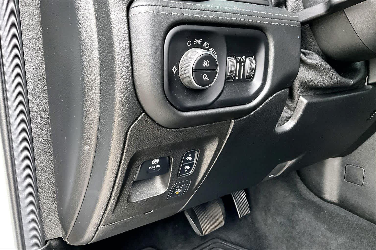 Used 2020 RAM 1500 Limited AWD/4WD image 37