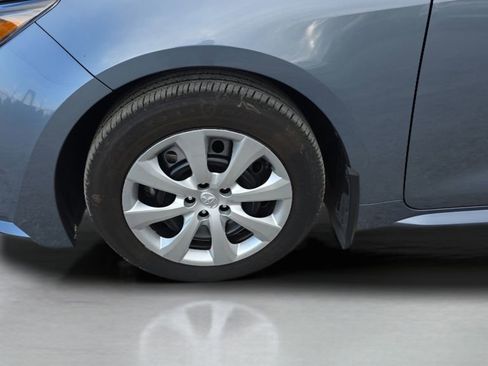 Used 2025 Toyota Corolla LE FWD image 25