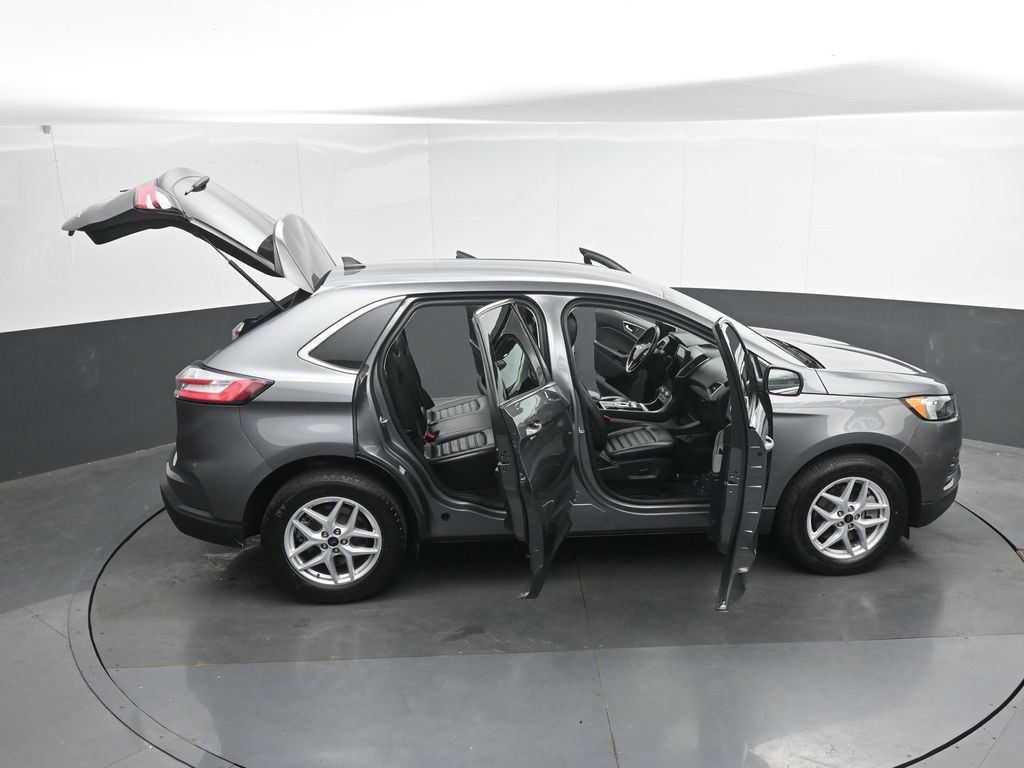 Used 2024 Ford Edge SEL AWD/4WD image 48