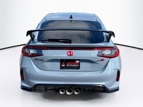 Used 2023 Honda Civic Type R image 6