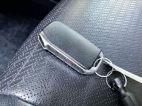 Used 2024 Kia Carnival SX Prestige FWD image 15