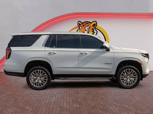 Used 2023 Chevrolet Tahoe LT w/ Luxury Package AWD/4WD image 4