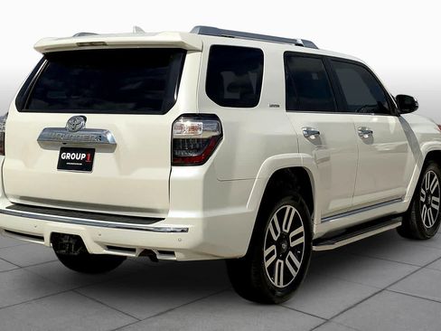 Used 2018 Toyota 4Runner Limited RWD image 13