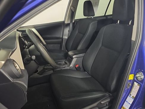 Used 2015 Toyota RAV4 LE AWD/4WD image 21
