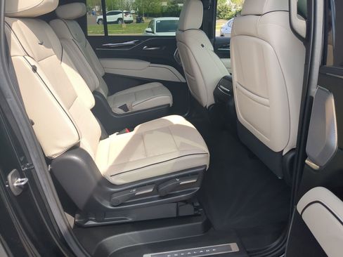 Certified 2021 Cadillac Escalade ESV Sport w/ Driver Assist Tech Package image 26