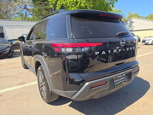 Used 2022 Nissan Pathfinder SV w/ Cargo Package FWD image 2