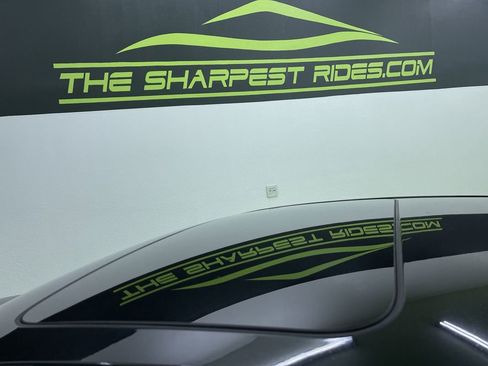 Used 2018 BMW 530e w/ Premium Package 2 image 28