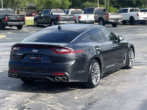 Used 2019 Kia Stinger Premium RWD image 9