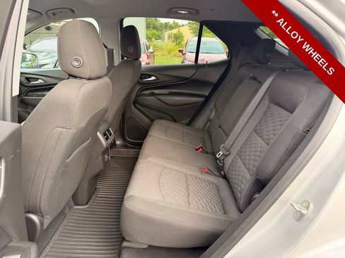 Used 2019 Chevrolet Equinox LT FWD image 15